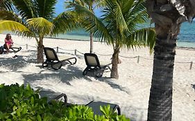 Beachfront Loft Amara Cancun